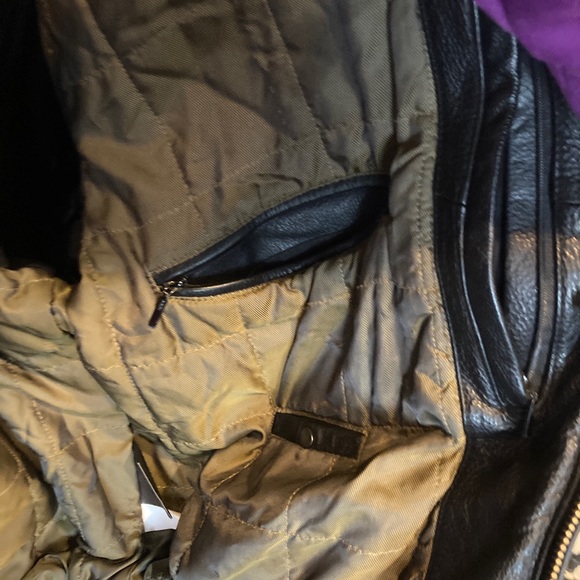 Vintage Wilson’s Genuine Leather Coat - Picture 7 of 11